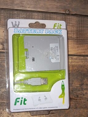 Wii Fit Battery Pack - White and Lime Green